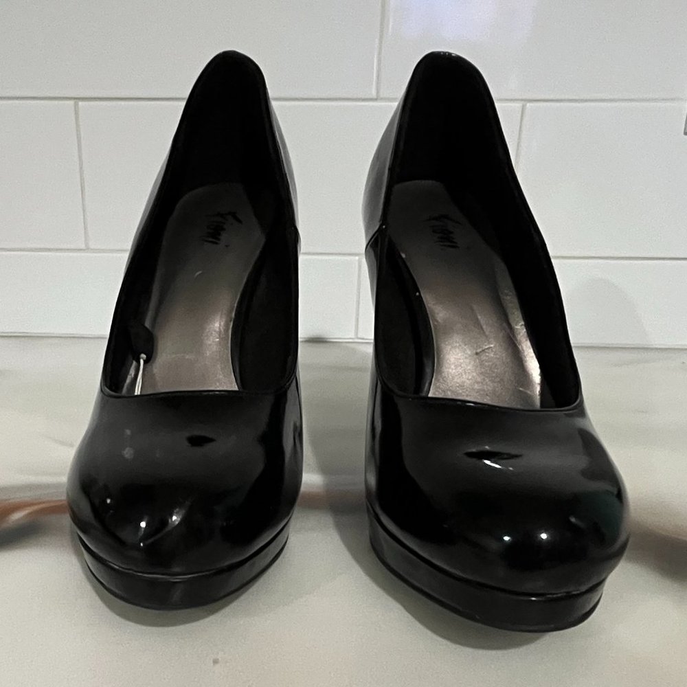 Fioni Stiletto Rubber Heel Patent Leather Pumps Women Black Size US 8